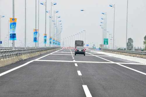 Thông tin báo chí
về tiến độ thực hiện Dự án đầu tư nâng cấp tuyến đường Pháp Vân - Cầu Giẽ,
thành phố Hà Nội theo hình thức BOT